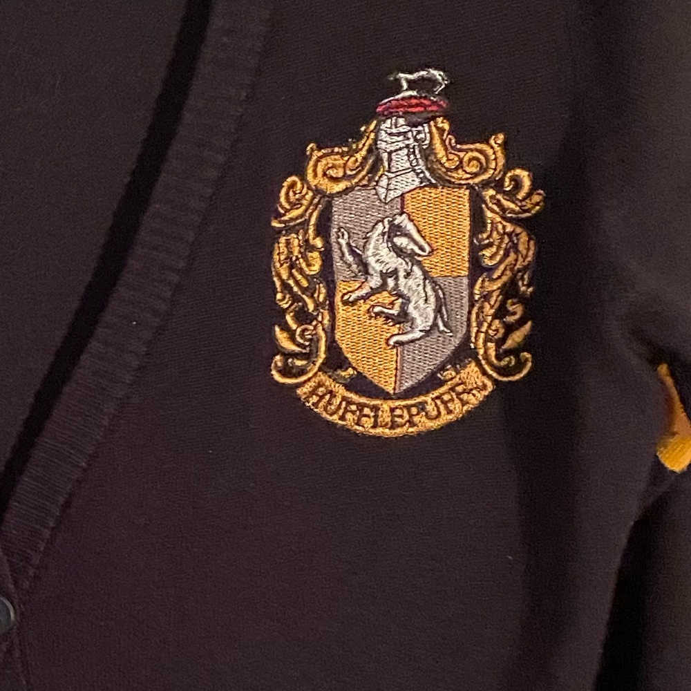 Hufflepuff soft cardigan